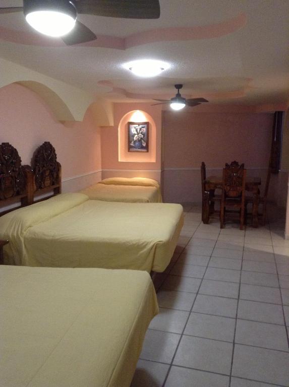 Hotel Casa Blanca Исмикилпан Екстериор снимка